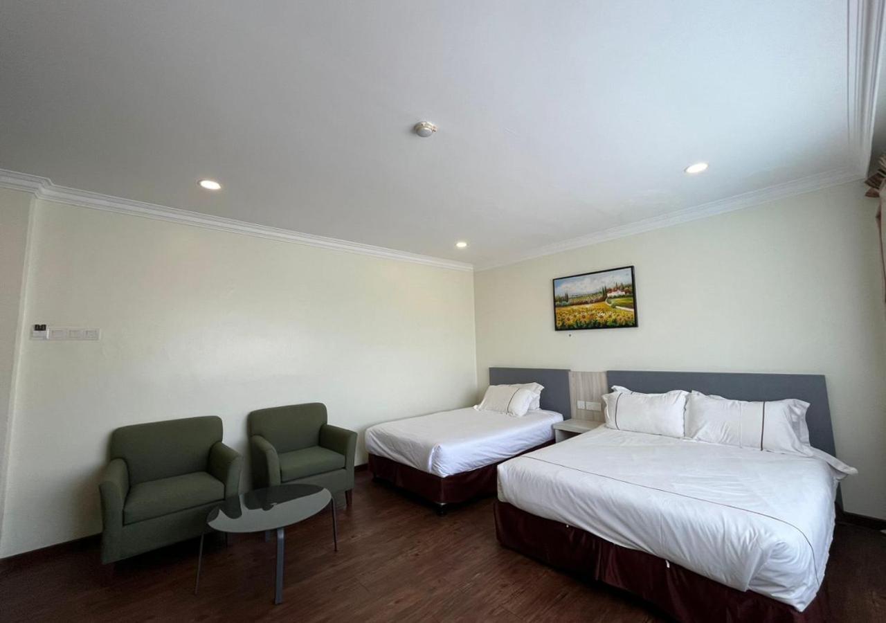 Angsoka Hotel Teluk Intan Zewnętrze zdjęcie