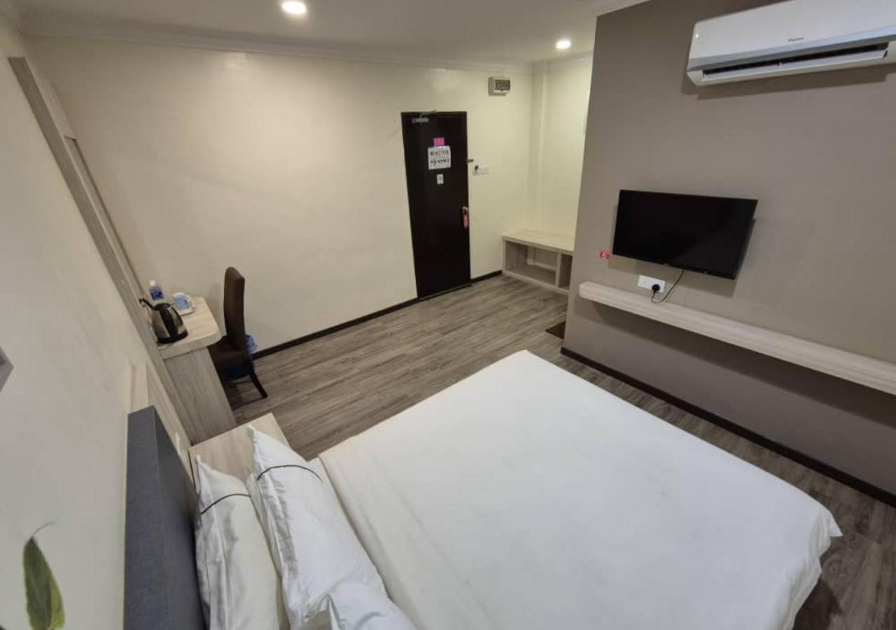Angsoka Hotel Teluk Intan Zewnętrze zdjęcie
