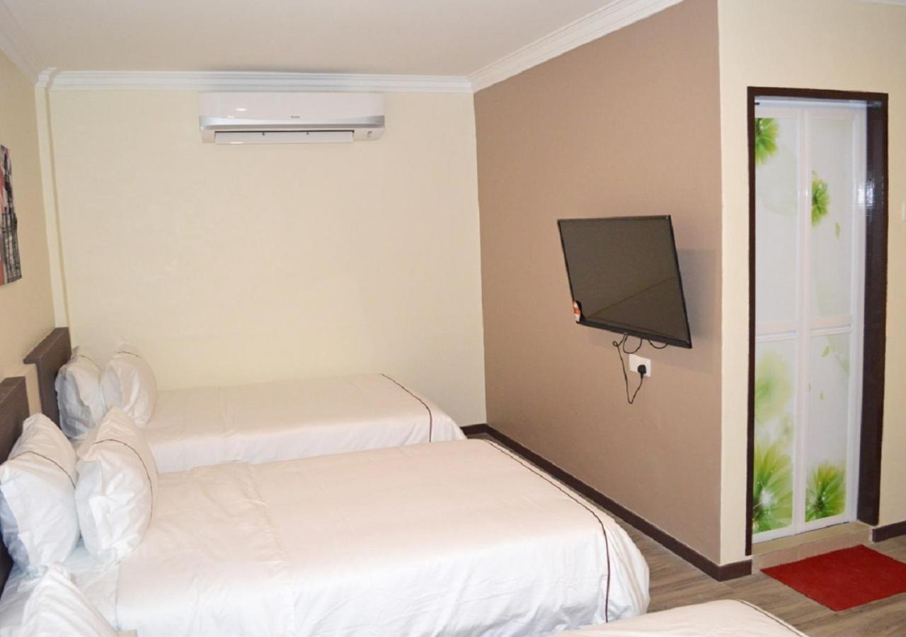 Angsoka Hotel Teluk Intan Zewnętrze zdjęcie