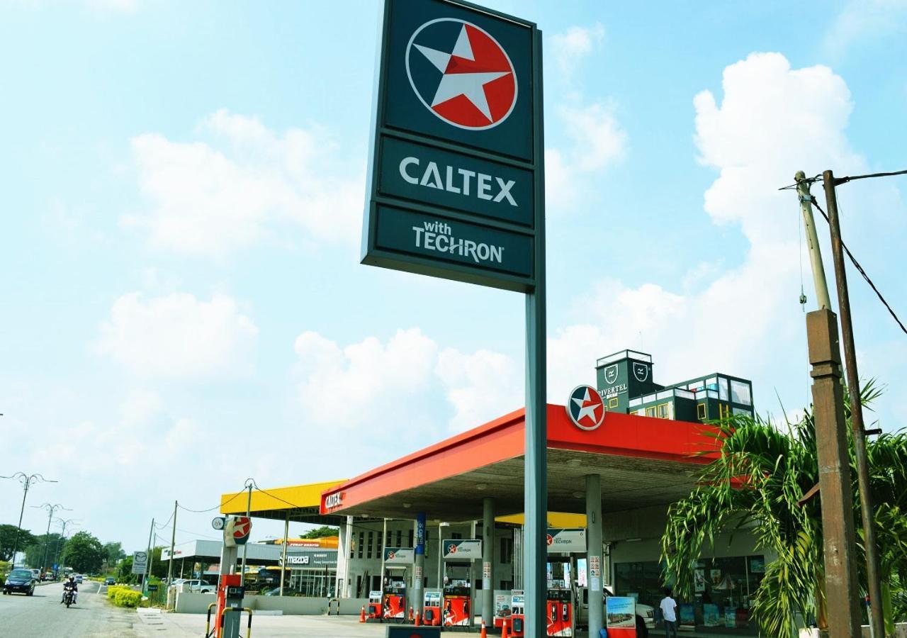 Angsoka Hotel Teluk Intan Zewnętrze zdjęcie
